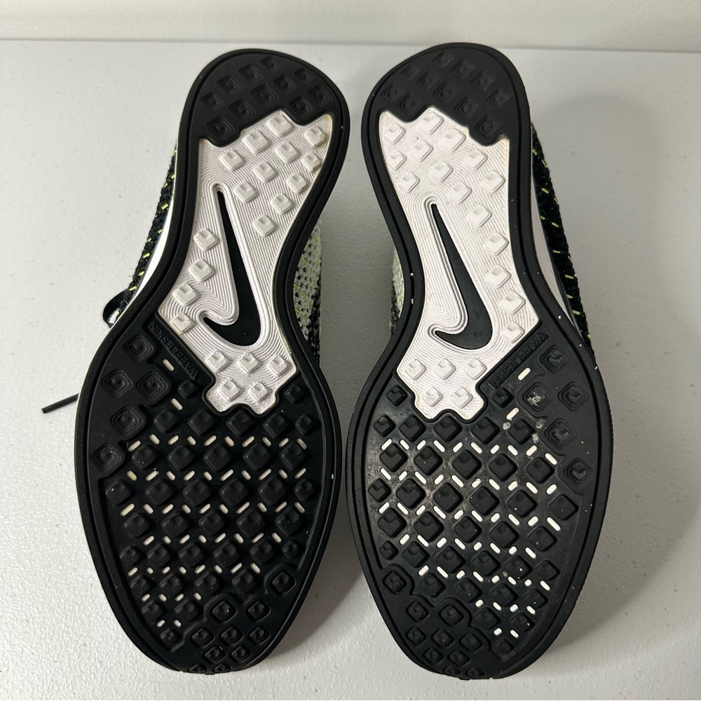 NIKE Flyknit Racer Men’s Running Shoe - Picture 9 of 11